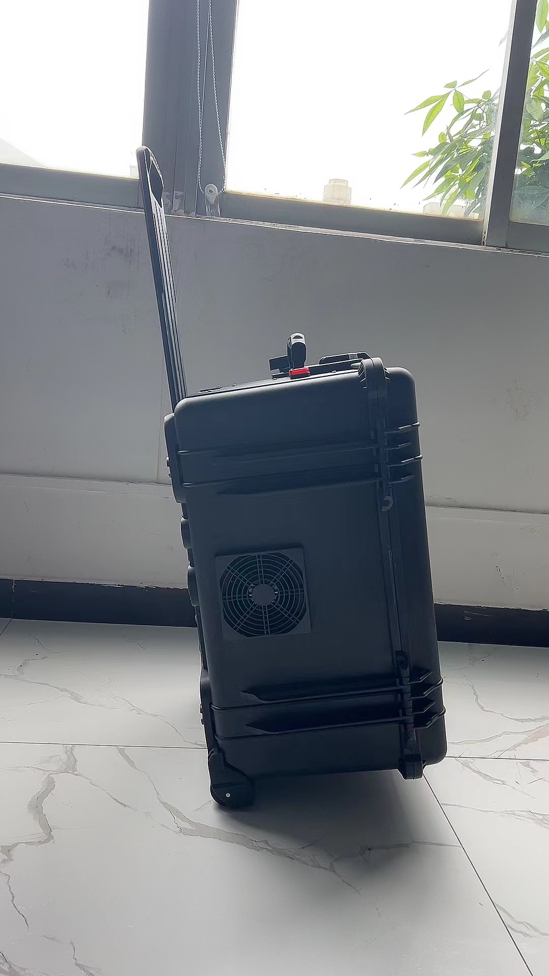 临颍手拉箱型移动通信干扰器